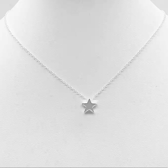 💫 Dainty Silver Star Choker Necklace - Picture 2 of 7